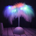 Feather lamp that brings lightness to the interior