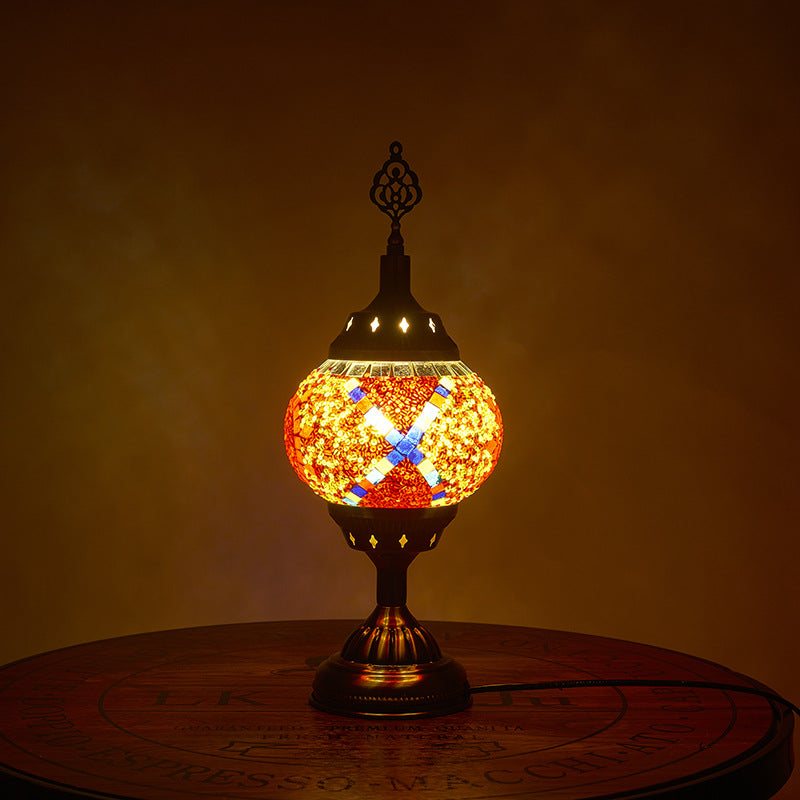 Traditional Tiffany romantic oval iron enameled 1-light table lamp for the bedroom