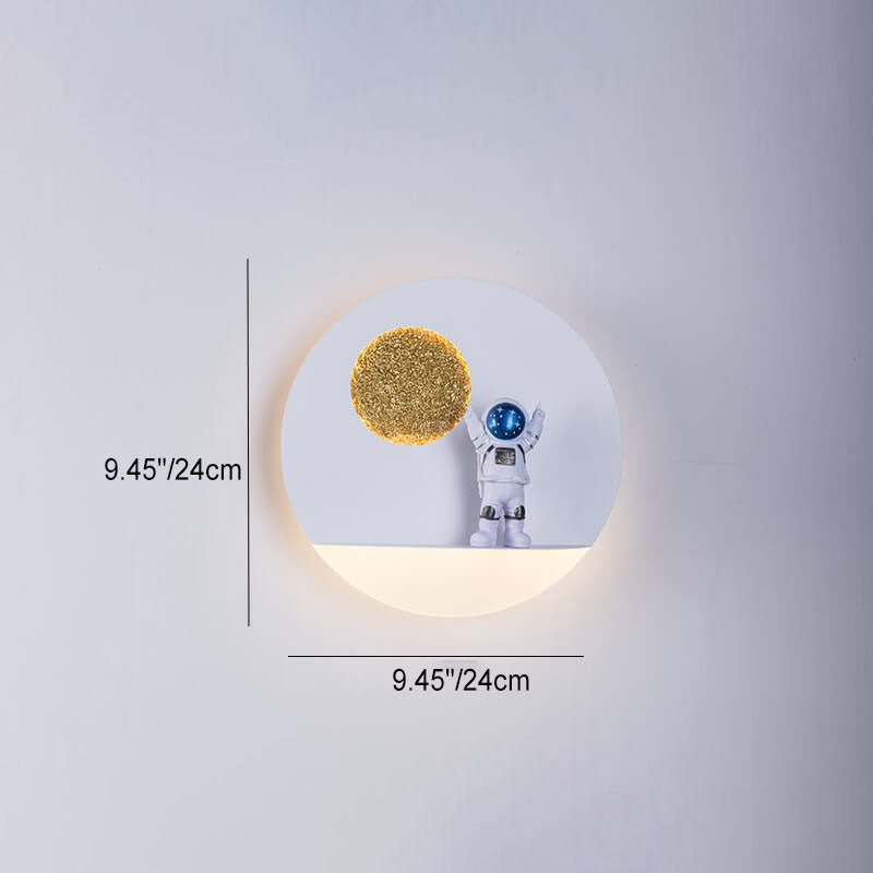 Contemporary Creative Iron Resin Round Astronaut LED Wall Light Lamp for Bedroom