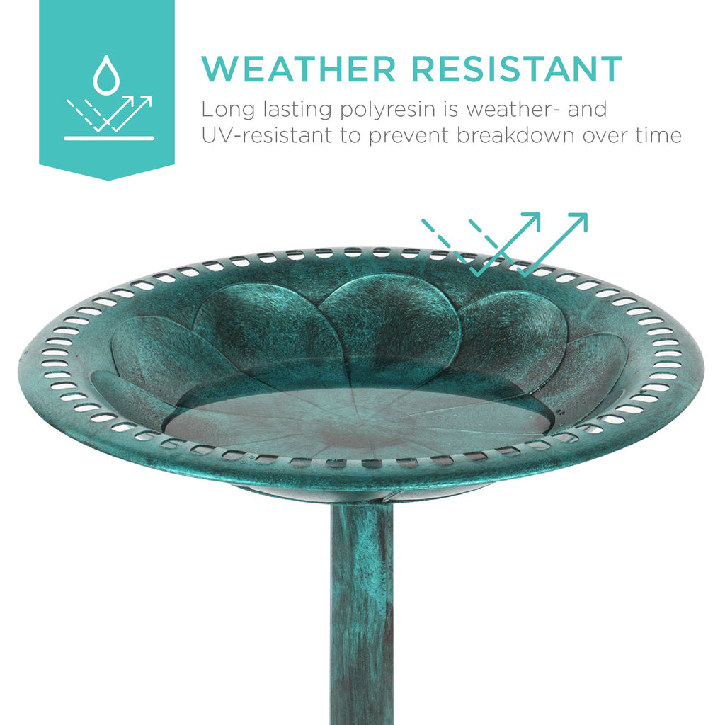 Birdbath for the garden with Fleur-de-Lis decoration