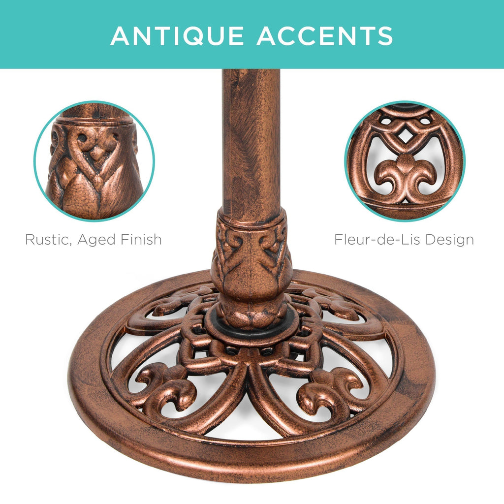 Birdbath for the garden with Fleur-de-Lis decoration