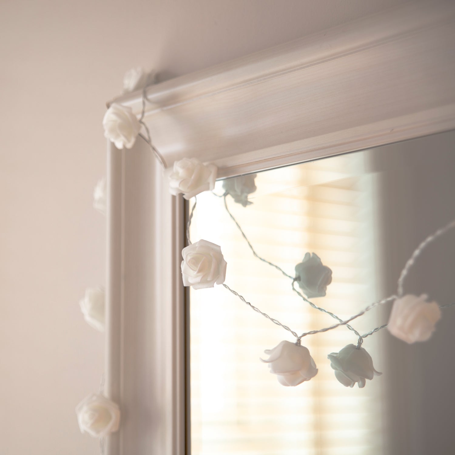 30 LED Rose Fairy Lights warm white