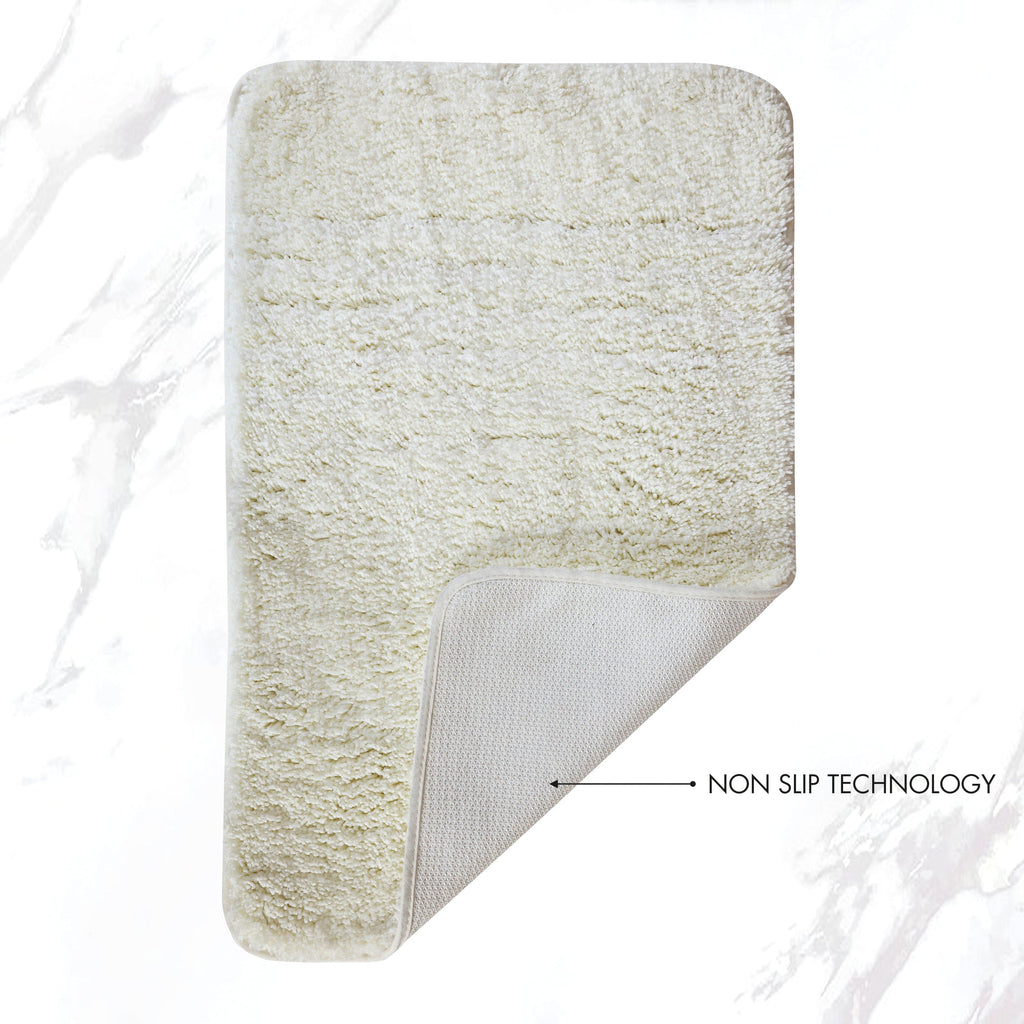 PlushHaven Bath Mat – Ultra Soft Microfiber Non-Slip Mat with Quick Water Absorption