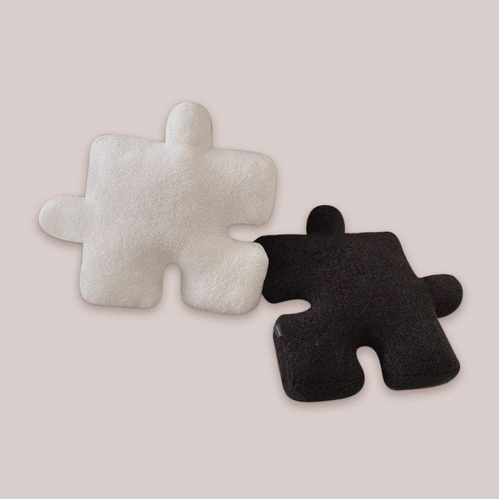 Black-White Cushion Set