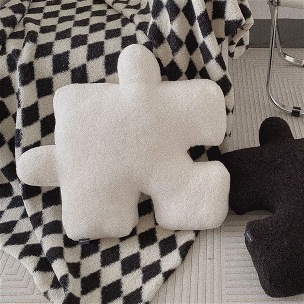 Black-White Cushion Set