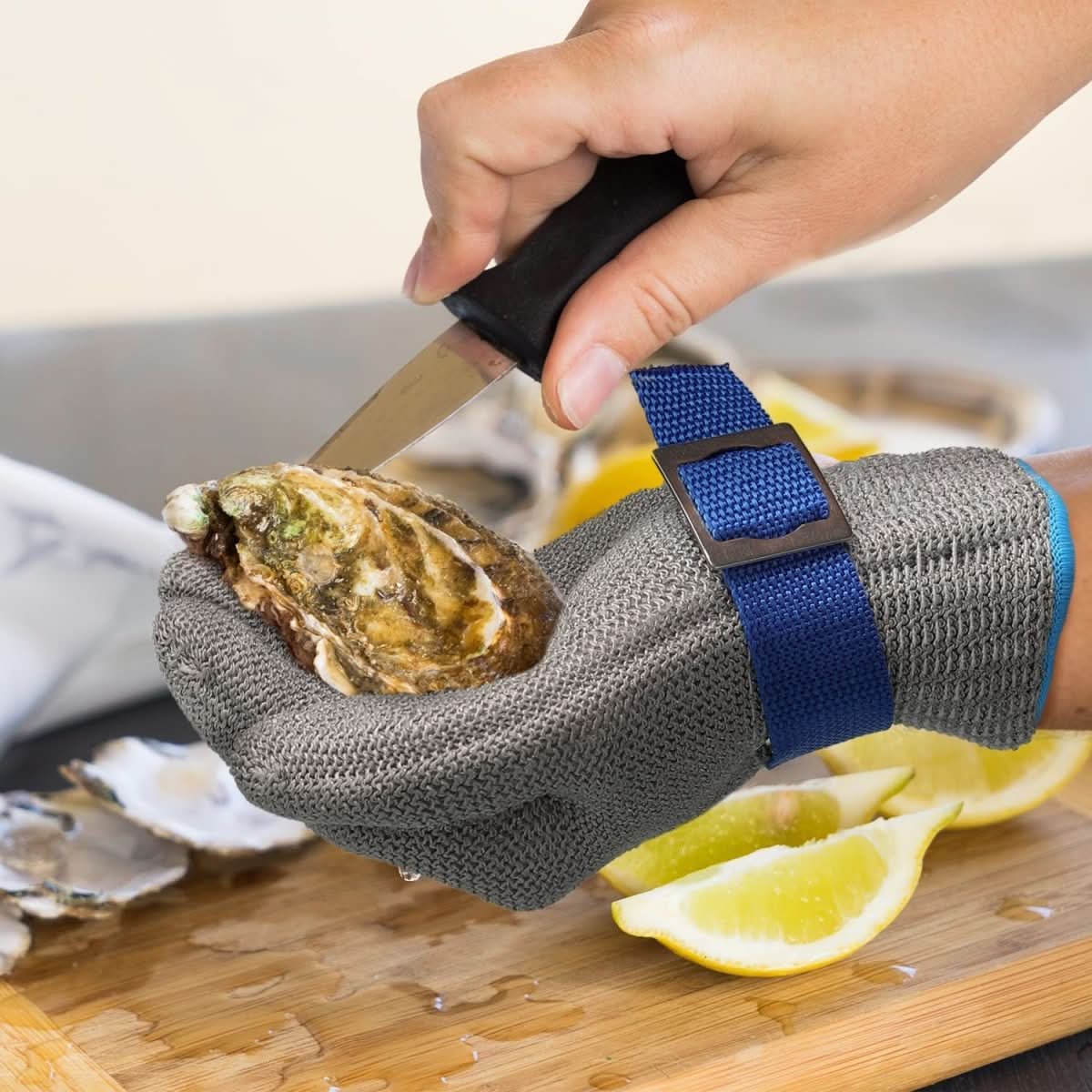 Stainless Steel Safety Gloves with Maximum Cut Resistance