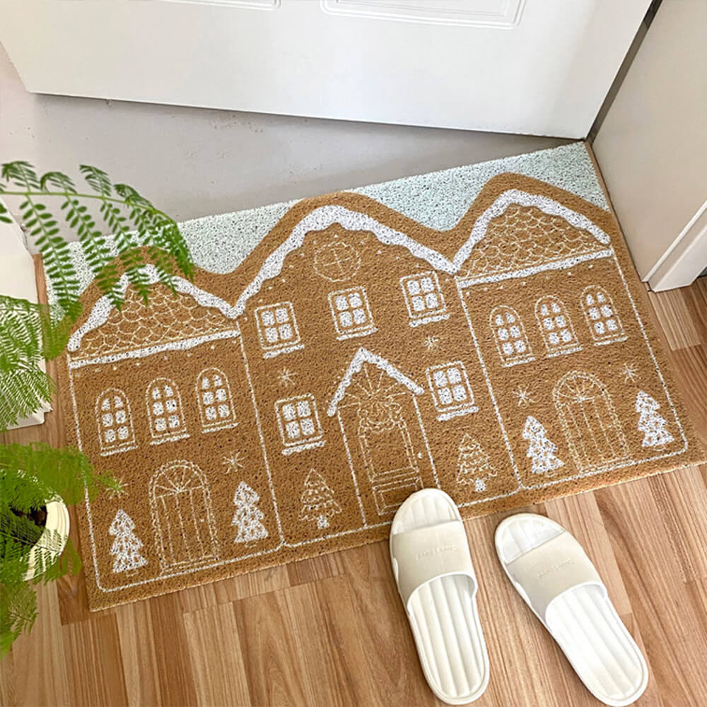 Non-slip solid carpet with gingerbread motifs
