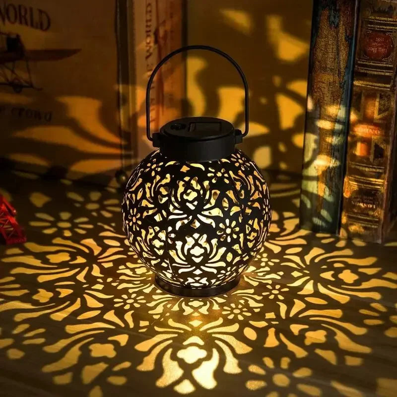 Solar powered garden lamp