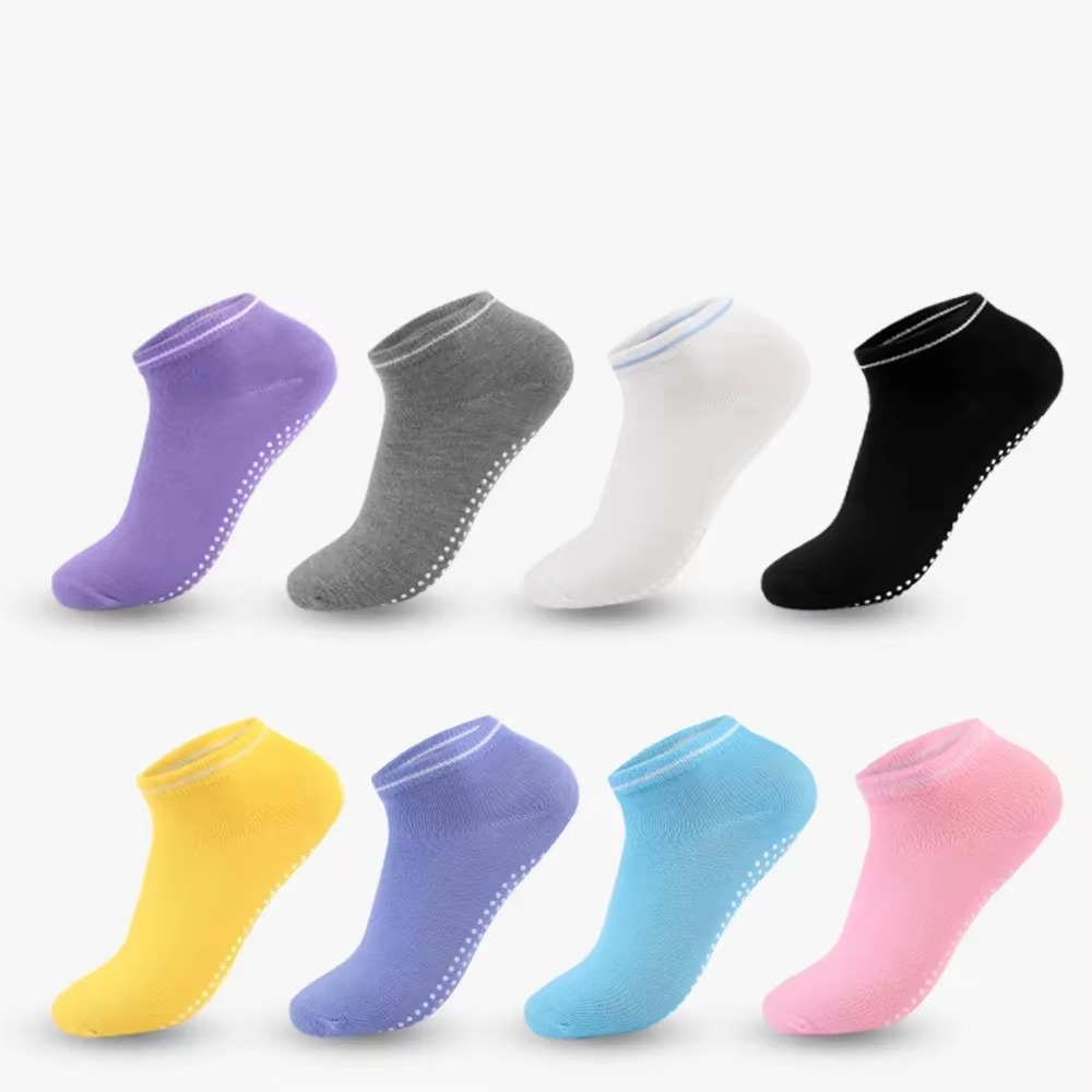 Women Anti Slip Cotton Yoga Socks for Trampoline and Sports
