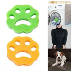 Washing machine hair catcher against pet hair on clothes