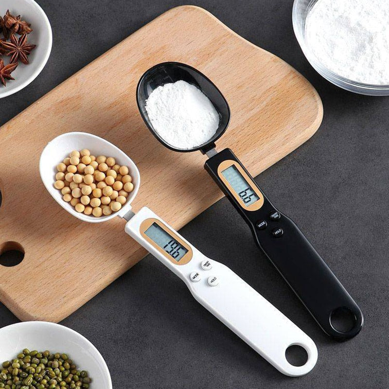 Eindhoven Pro Kitchen Scale Spoon | A handy gadget for the kitchen!