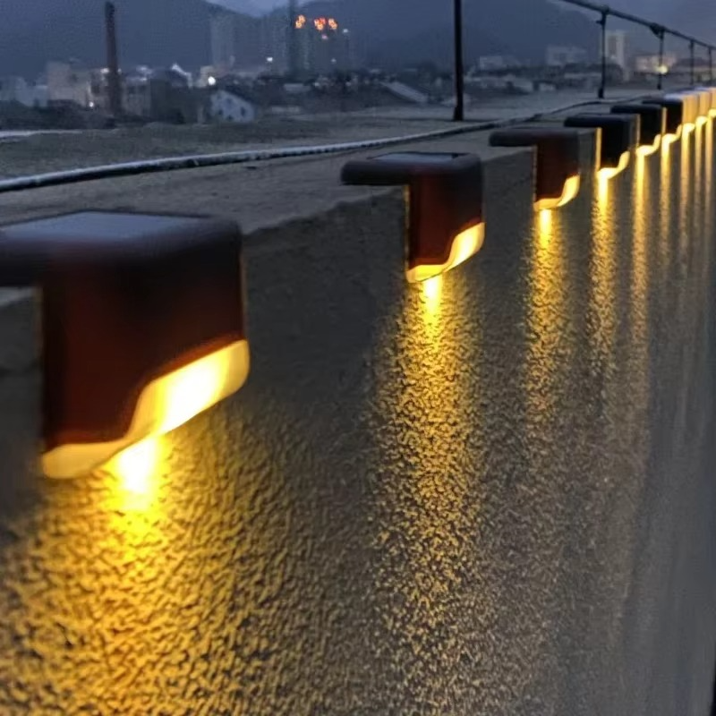Weatherproof Solar LED Lights for Outdoor Illumination and Decoration