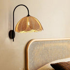 LumaFlora - Elegant rattan wall lamp - Warm floral ambiance