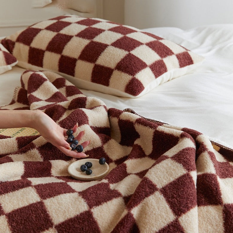 Plain Checkerboard Throw