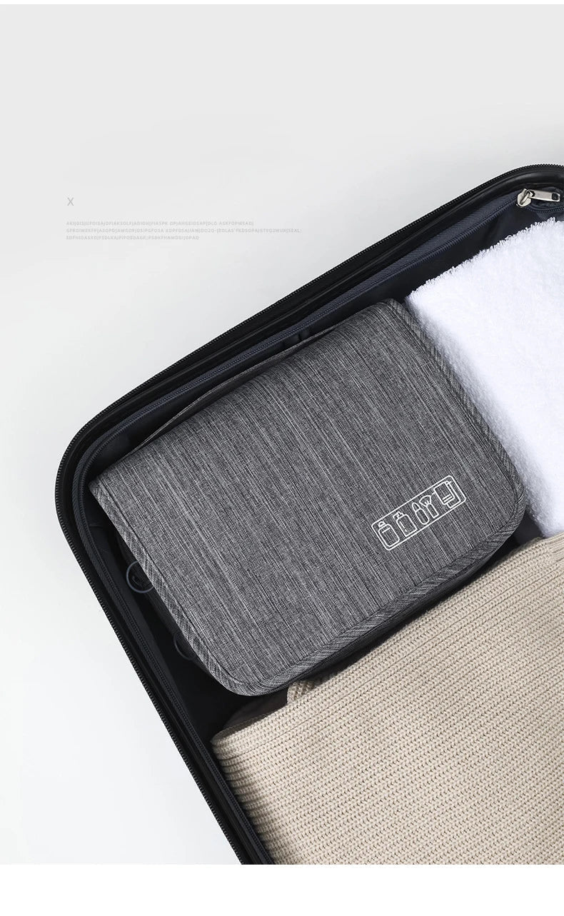 Hanging toiletry bag for men