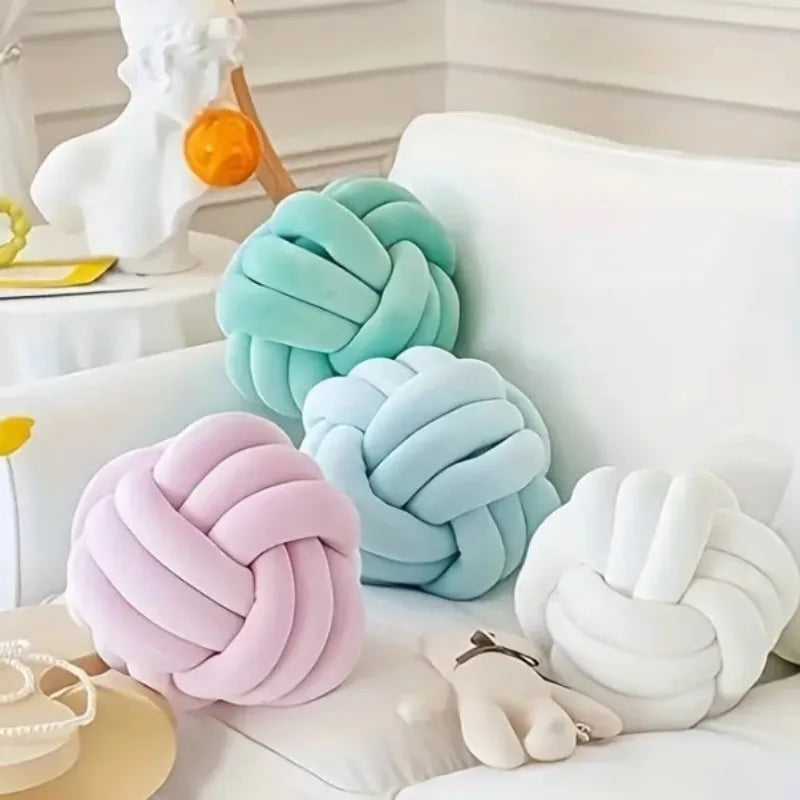 Plush Knot Cushion (Velvet)
