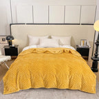 Checked Soft Velvet Blanket Warm Cozy Throw for Couch and Bed