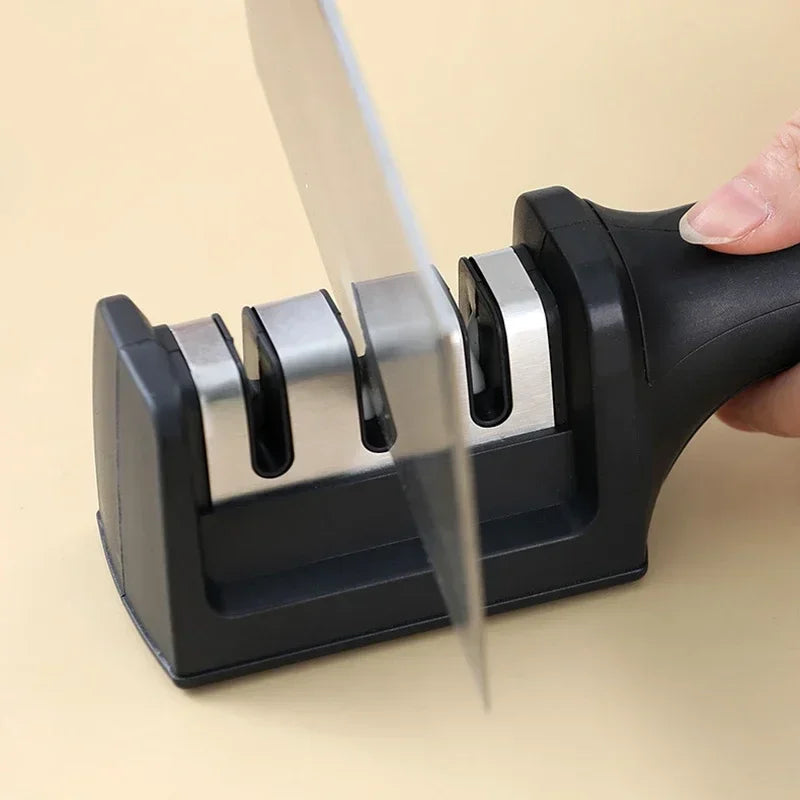 Sharpener with non-slip stability and precision in every kitchen