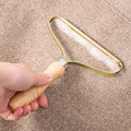 FluffFree Carpet Scraper - Ergonomic Tool for Effortless Removal of Lint and Fur