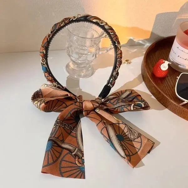 Satin headband with weaving function – Perfect for Oktoberfest & festivities