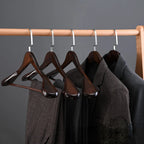 Oaklee Élite – Luxury Wood Hangers with Sophisticated Design