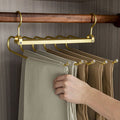 Space-saving trouser hangers from Gardudu made of aluminum