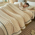Velutura Plush Blanket made of Turtle Velour | Fluffy & Warm | For Bed, Sofa & Travel | Anti-Pilling | Various Sizes & Colors