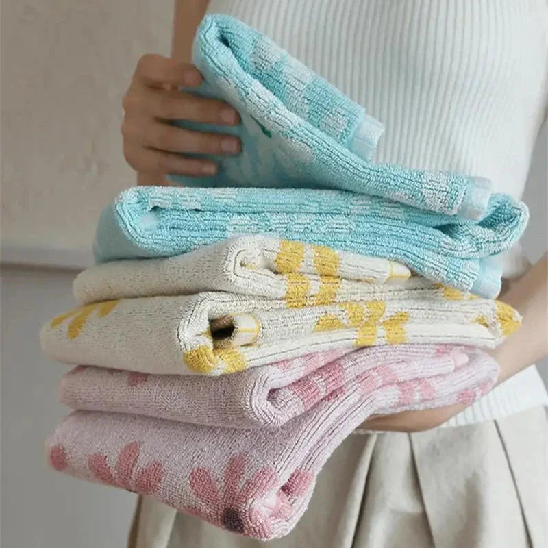 Daisy Towel