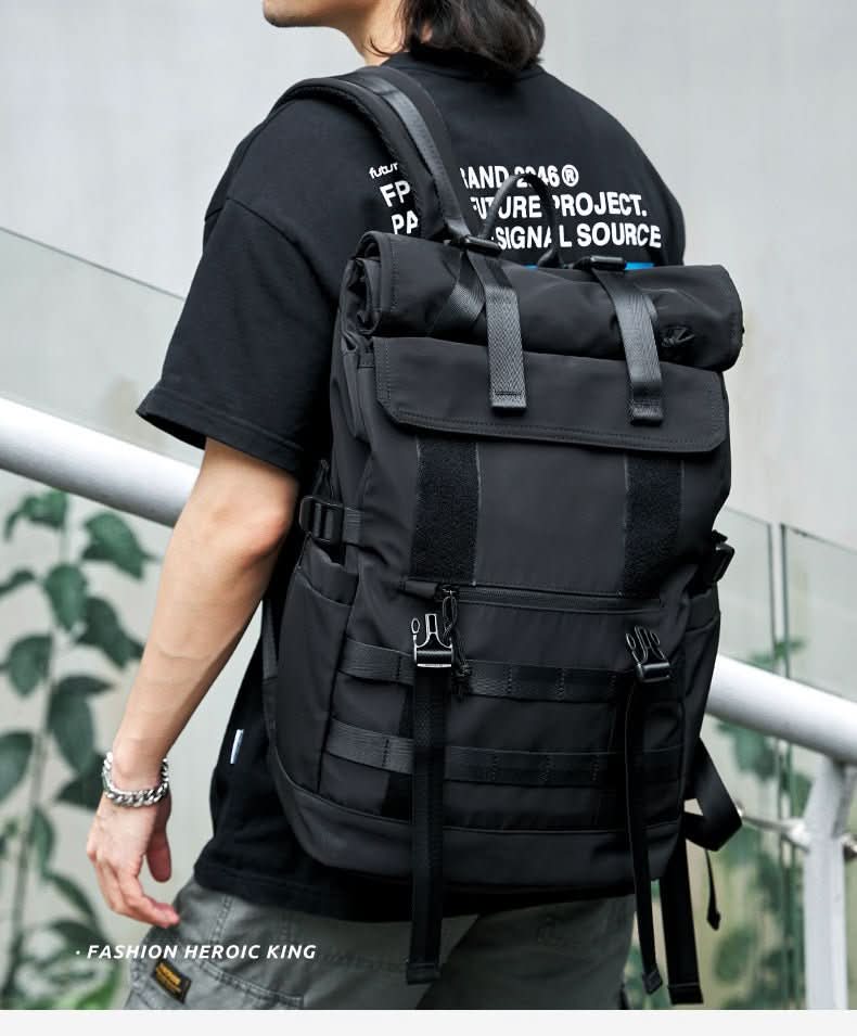 Versatile 3-in-1 backpack for business, everyday life & traveling