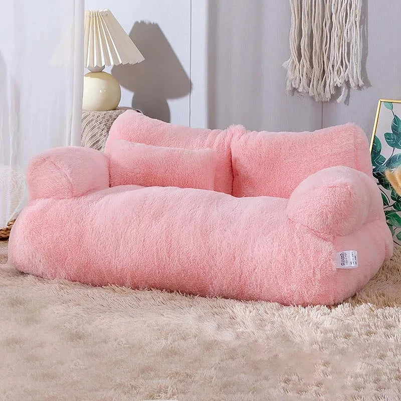 Soft Bed for Winter Comfort of the Cat