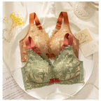 Amber | Wirefree bra with front closure