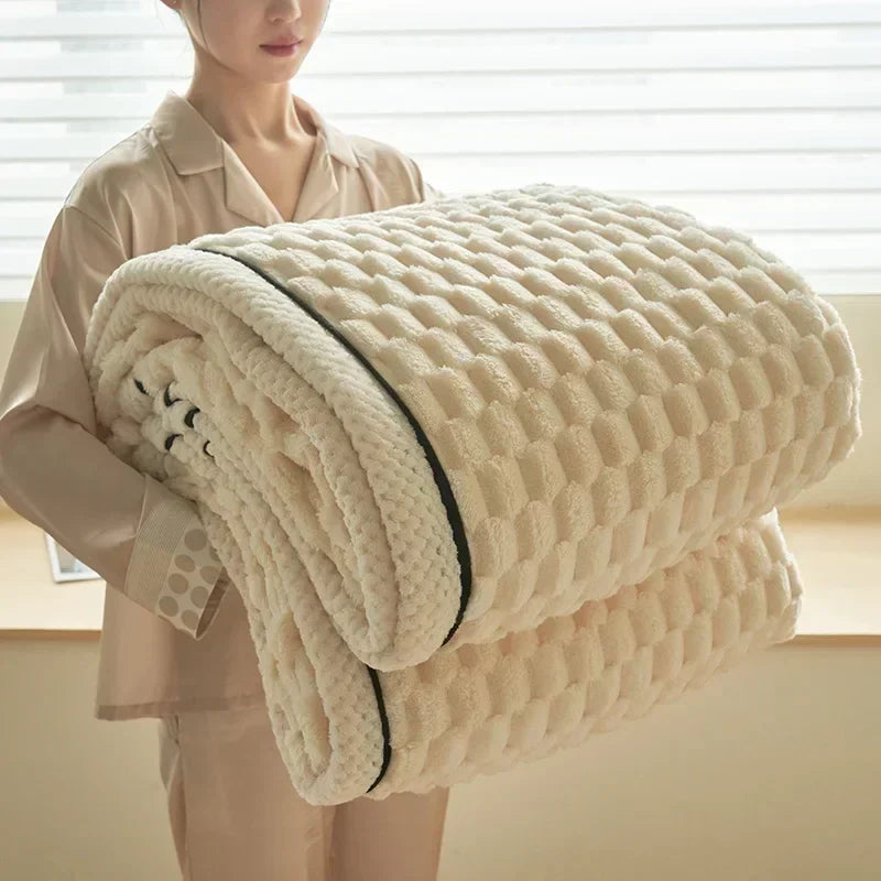 Velutura Plush Blanket made of Turtle Velour | Fluffy & Warm | For Bed, Sofa & Travel | Anti-Pilling | Various Sizes & Colors