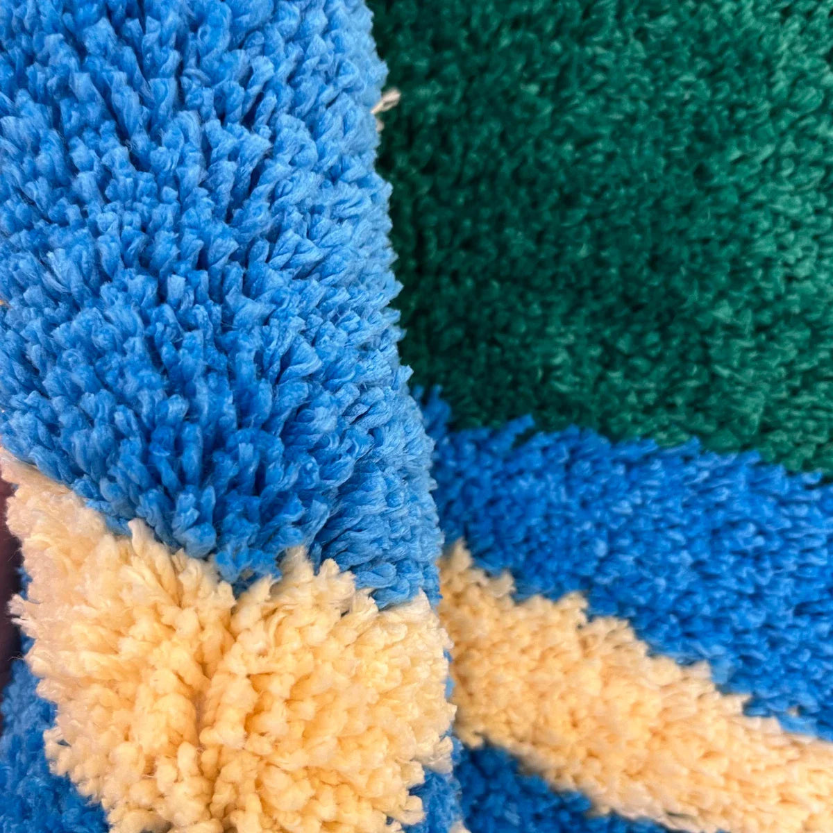 Frog River Tufted Rug