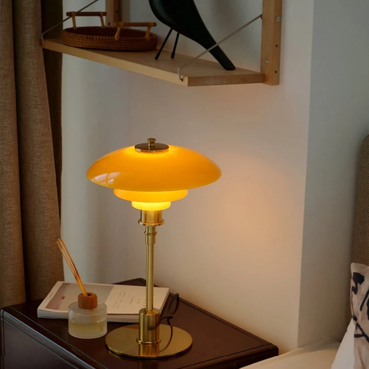 Danish designer lamp - Dimmable table lamp