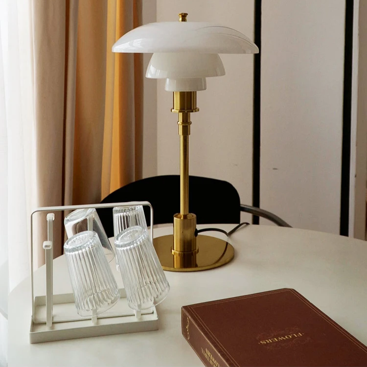 Retro Design Glass Table Lamp