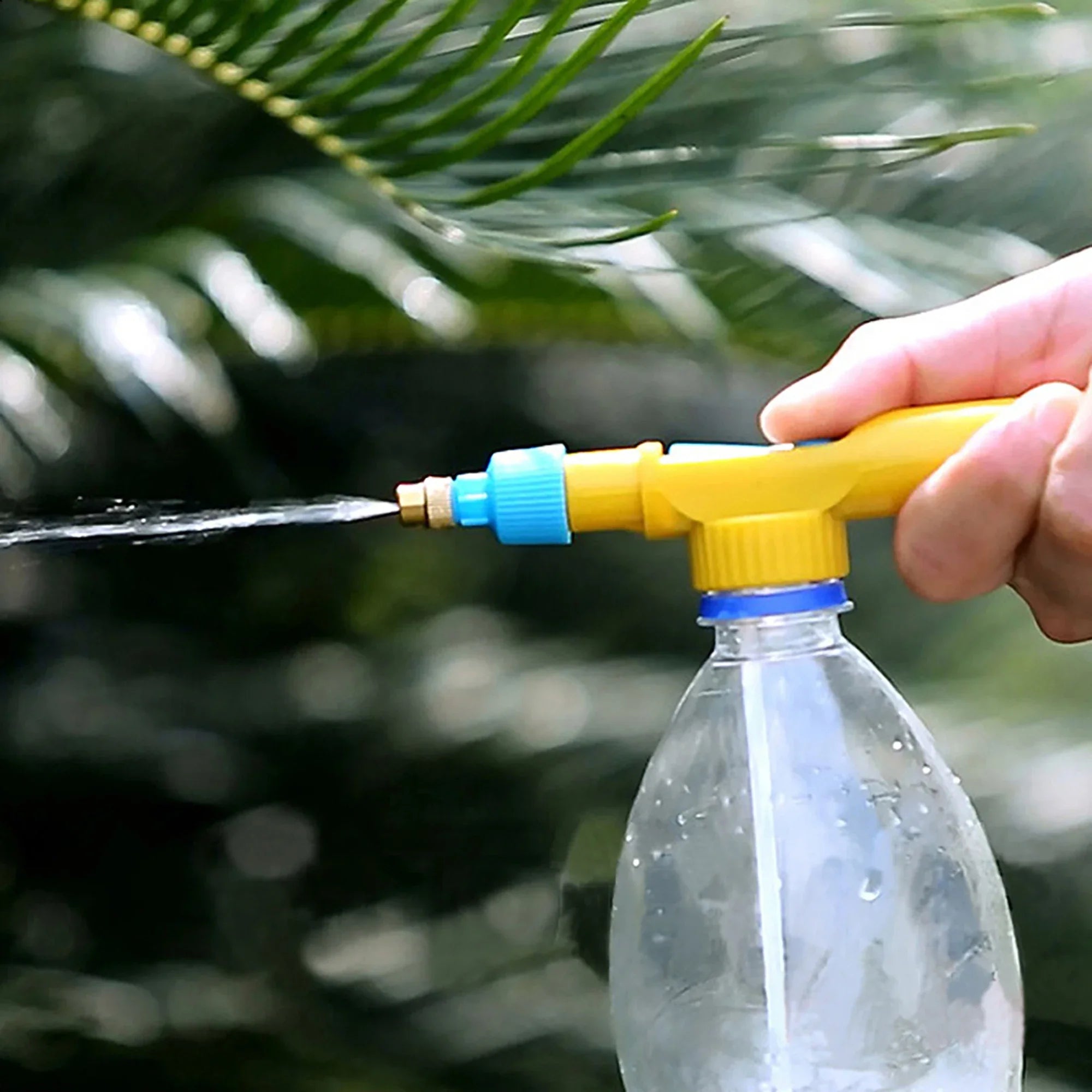 Adjustable Spray Bottle Air Pump – Compact, Lightweight Garden Sprayer