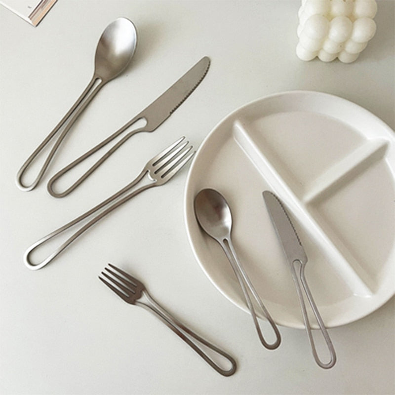 Outline Cutlery Set made of Stainless Steel