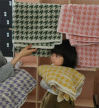 HoundLuxe Vintage Houndstooth Cotton Face Cloth
