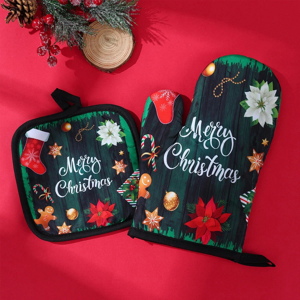 HollyHeat Oven Gloves 2-Piece Set | Christmas Baking Gloves with Festive Design | Heat Resistant Kitchen Gloves for Christmas & New Year