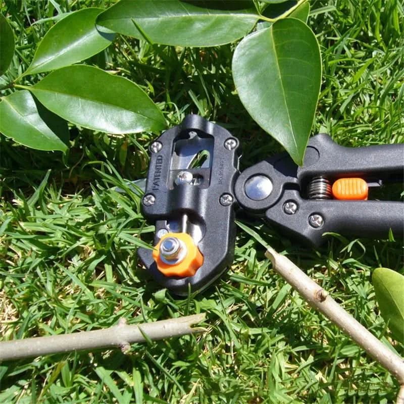 Ergonomic tool for grafting & cutting