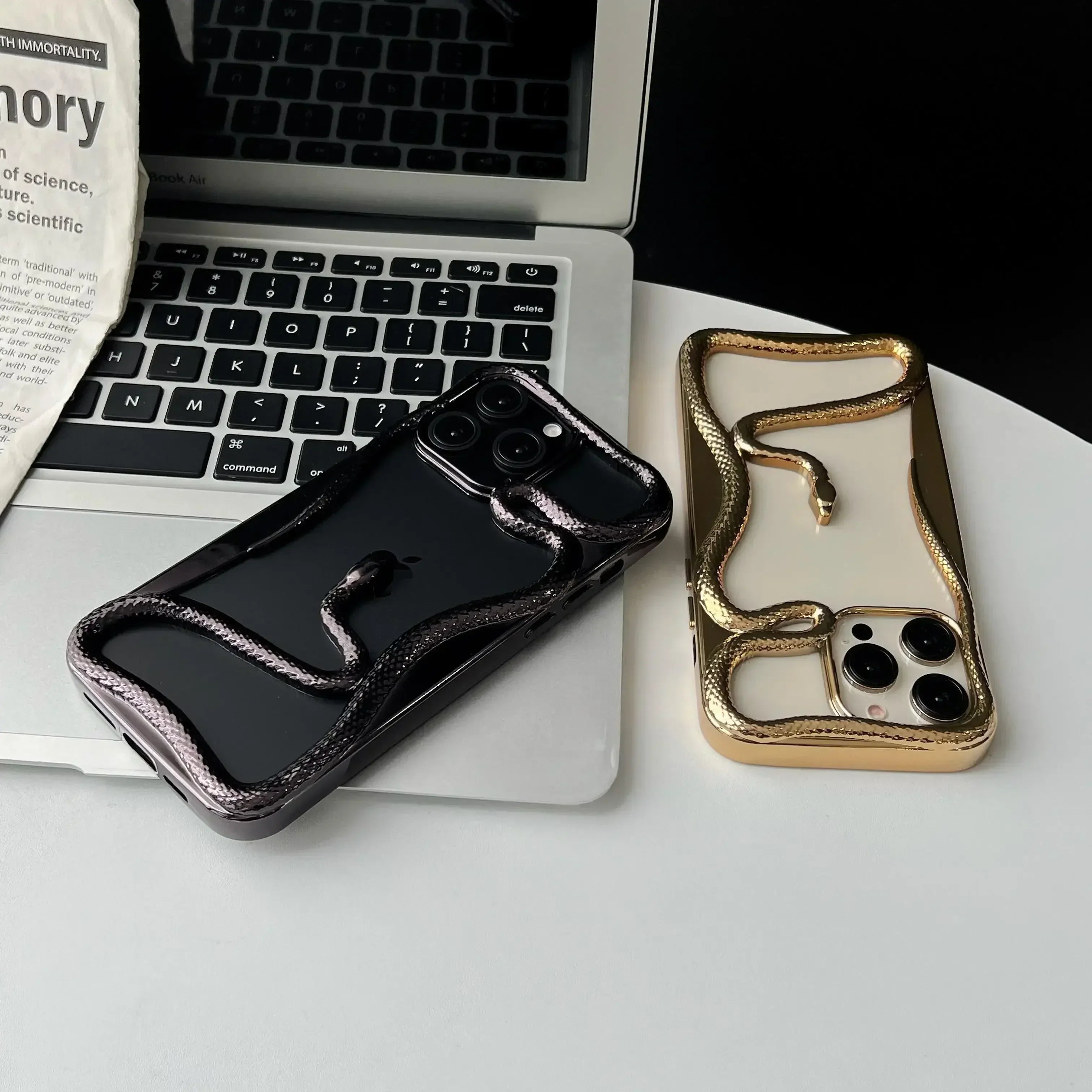 Snake Wrap Retro Phone Case