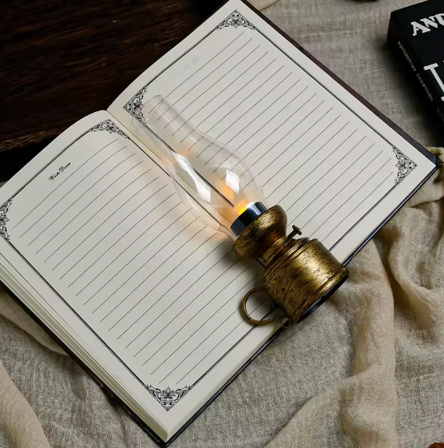 A luminous return to the past with a modern style