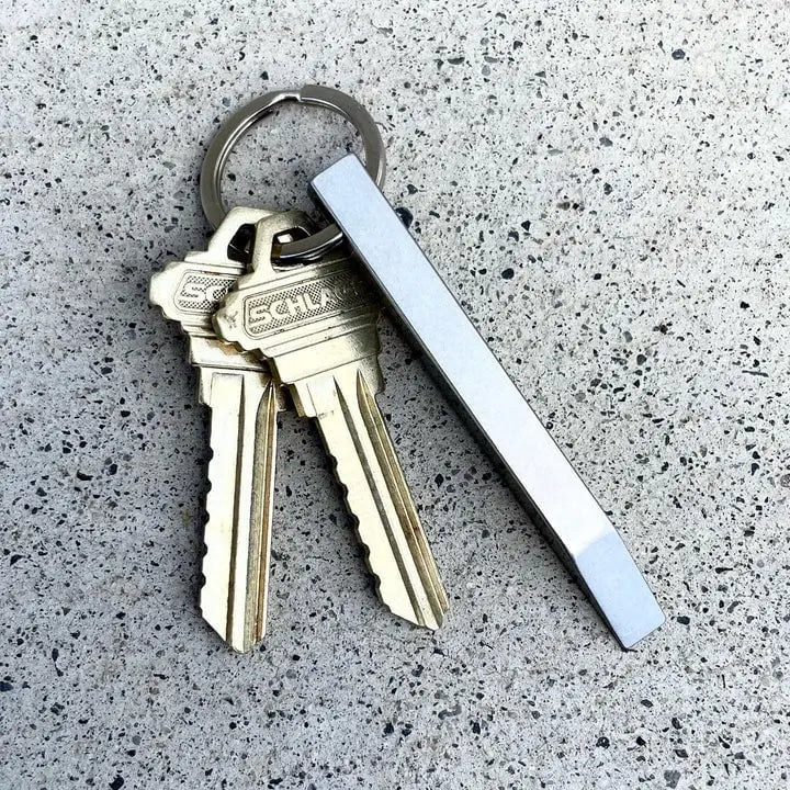 Keychain Prybar made of stainless steel