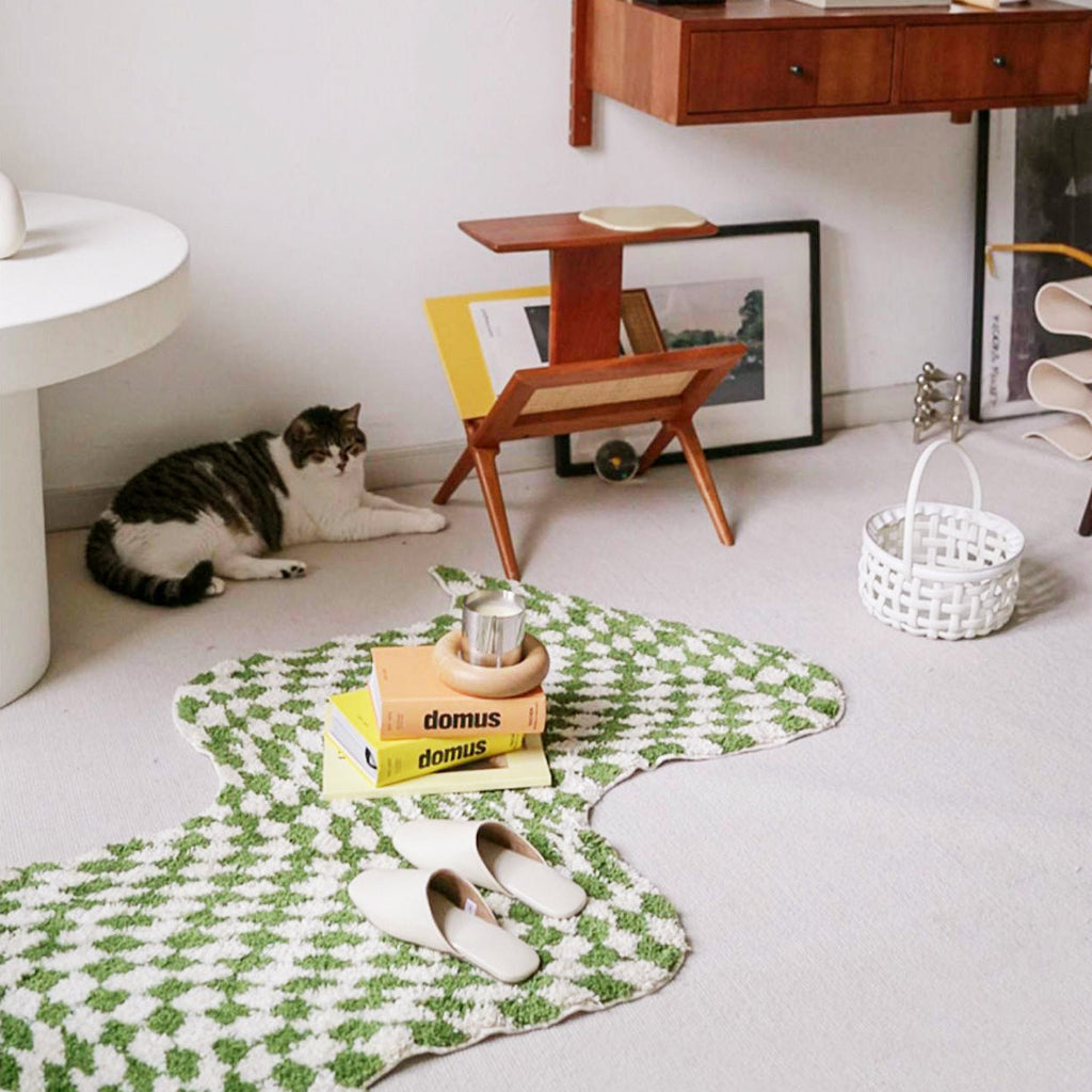 Wavy Checkerboard Mini Rug