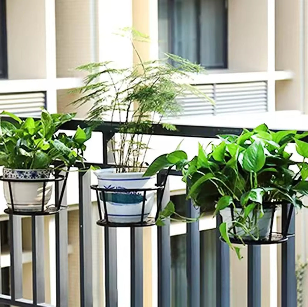 3Pc Over the Balcony Flower Pot Holder Black Nov