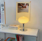 BetoverLicht – Elegant Beige LED Lamp for Atmospheric Lighting
