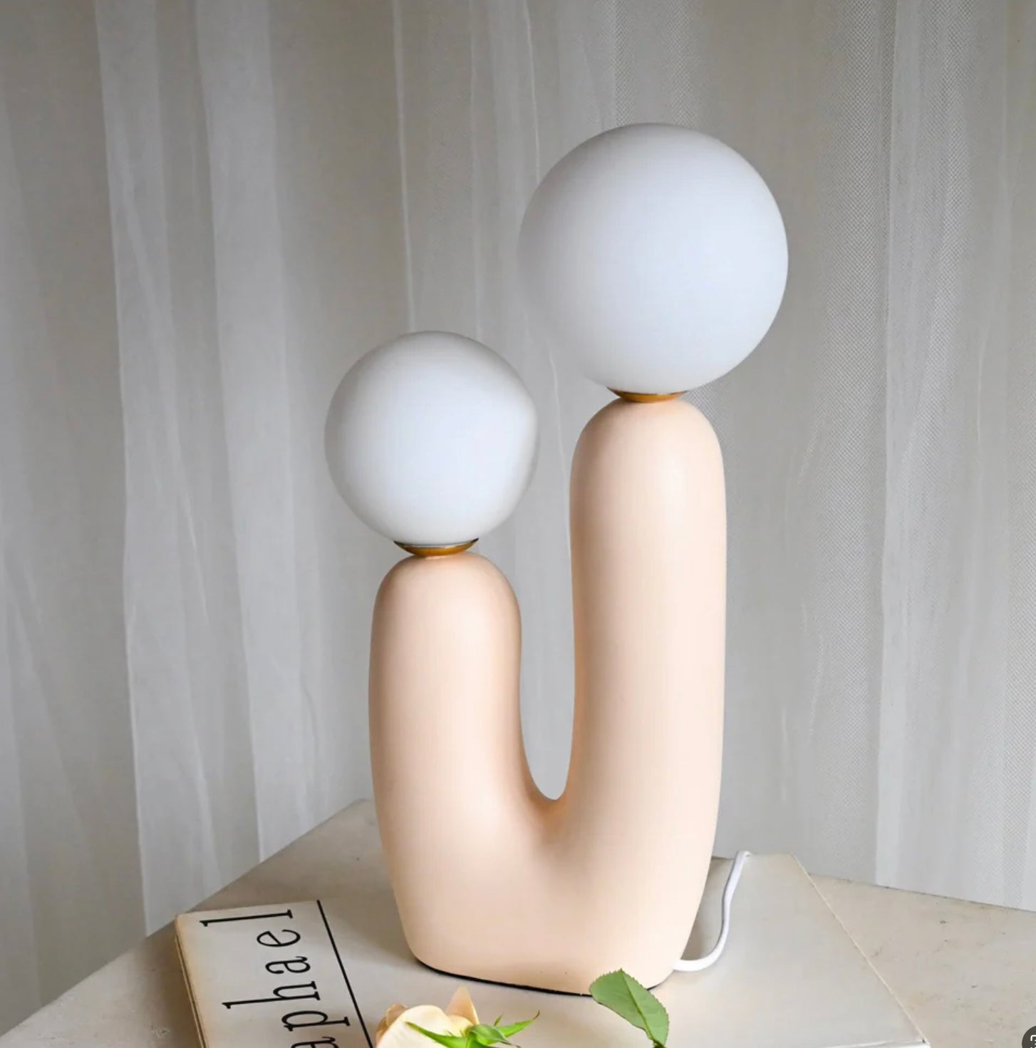 ÉclatDouceur - Luxury Table Lighting for Atmospheric Spaces