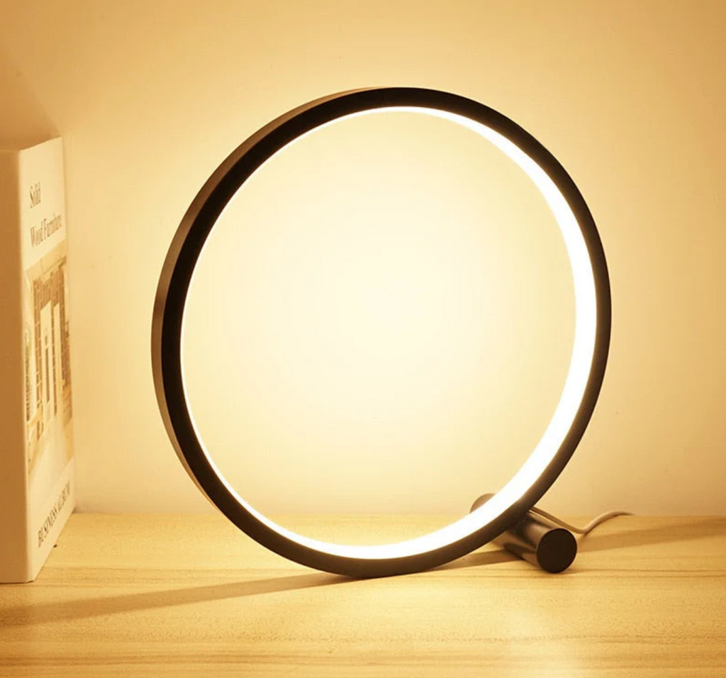 Minimalistic table lamp with touch and dimming function