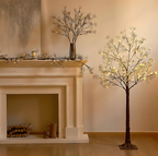 Illuminated Garland – Effortless elegance for any space