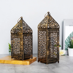 Vintage candle holder in bronze design
